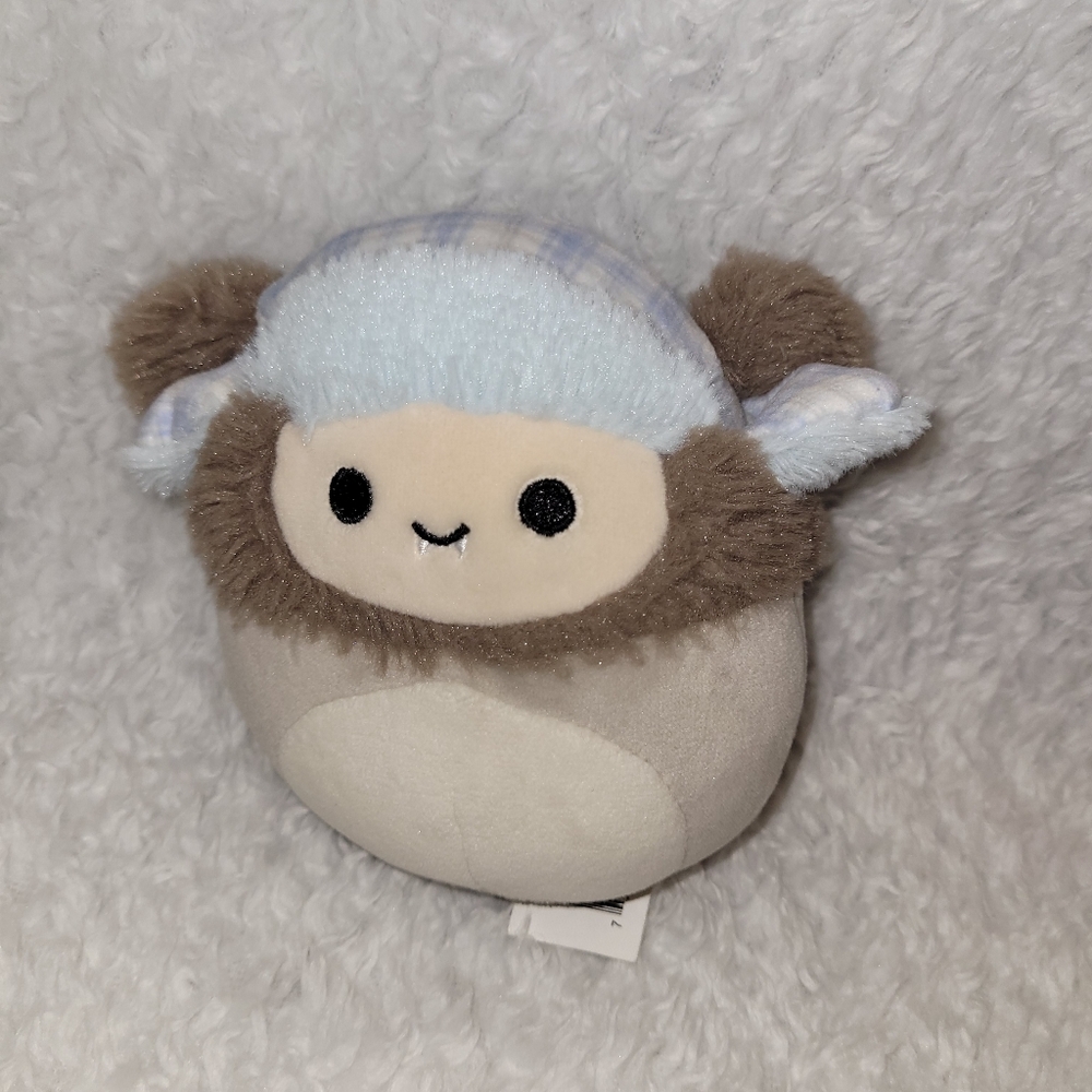 SQUISHMALLOWS * 4.5" Dray Grey Sasquatch Yeti * SQUISHMALLOW  * Kellytoy